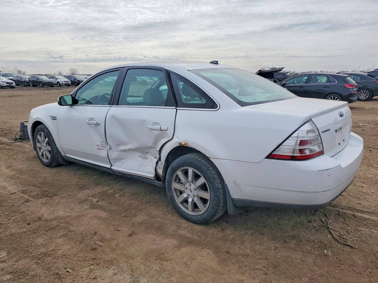 2008 FORD TAURUS SEL photo 2