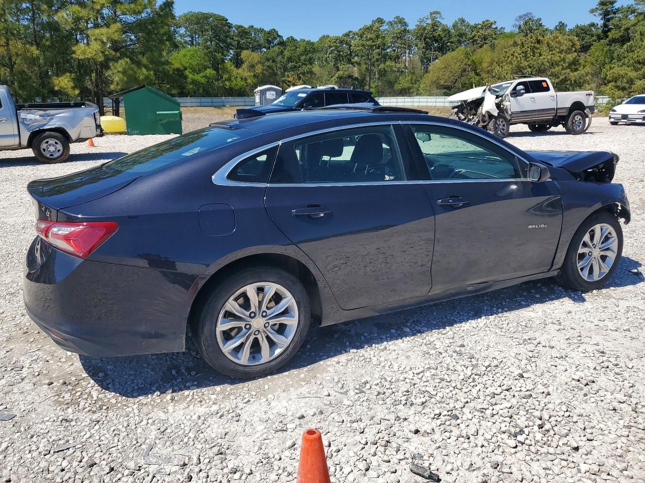2022 CHEVROLET MALIBU LT photo 5