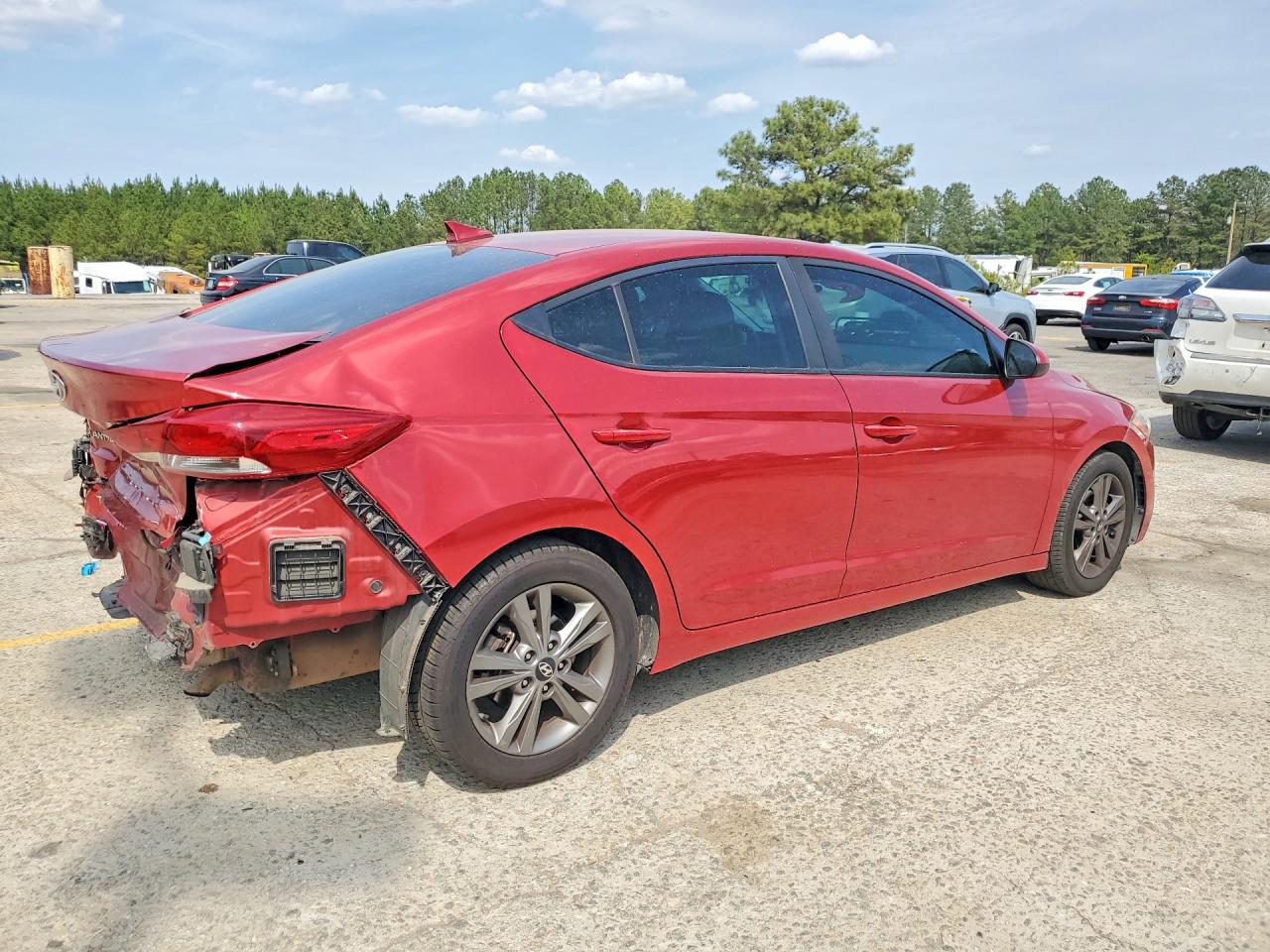 2018 HYUNDAI ELANTRA SEL photo 3