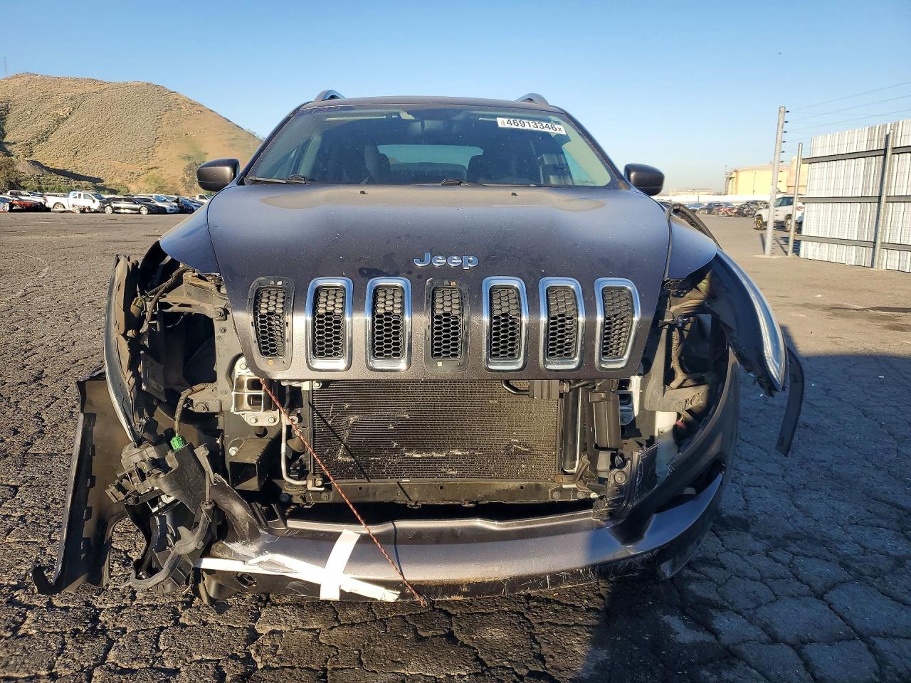 2015 JEEP CHEROKEE LATITUDE photo 5