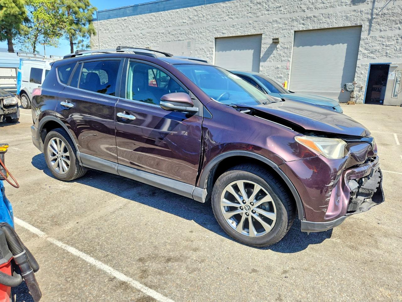 2016 TOYOTA RAV4 LIMITED photo 4