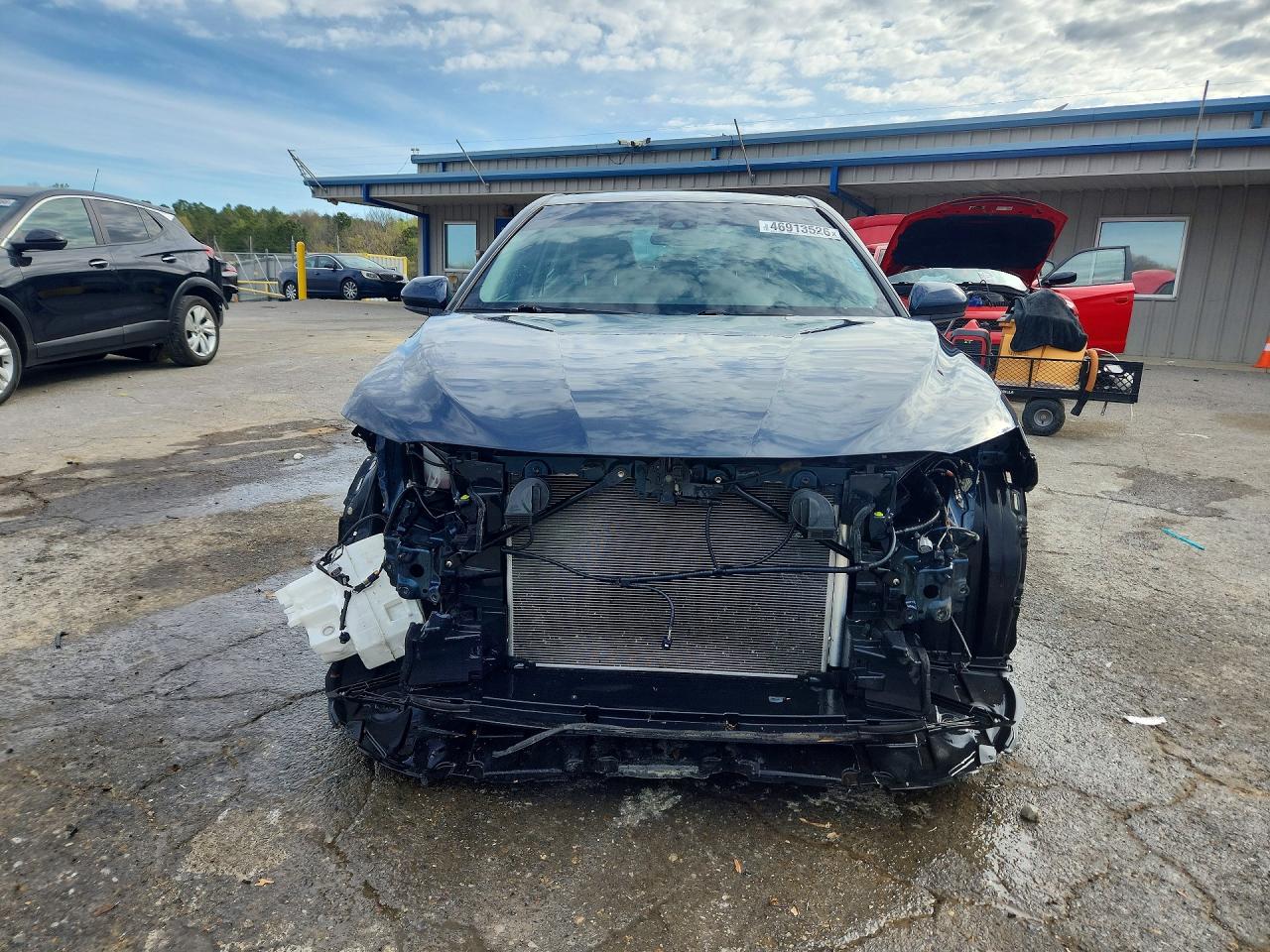 2020 TOYOTA CAMRY LE photo 13
