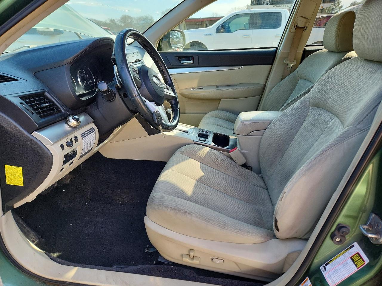 2010 SUBARU OUTBACK 2.5I PREMIUM photo 19