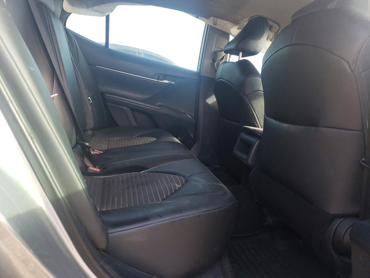 2022 TOYOTA CAMRY SE photo 19