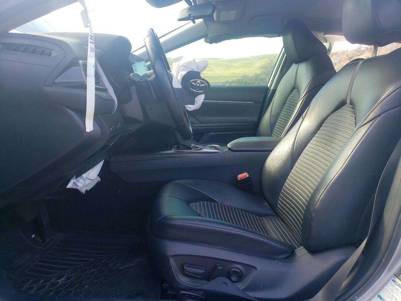 2022 TOYOTA CAMRY SE photo 13
