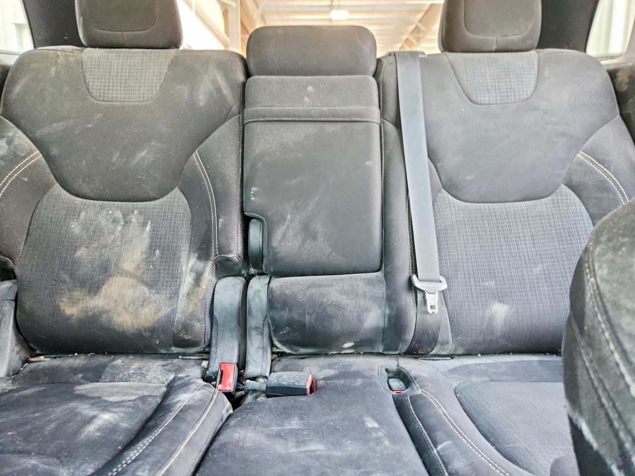 2015 JEEP CHEROKEE LATITUDE photo 28
