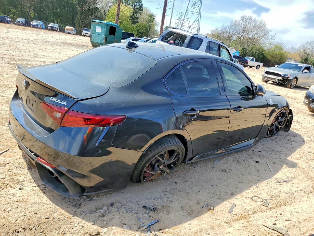 2017 ALFA ROMEO GIULIA QUADRIFOGLIO photo 5