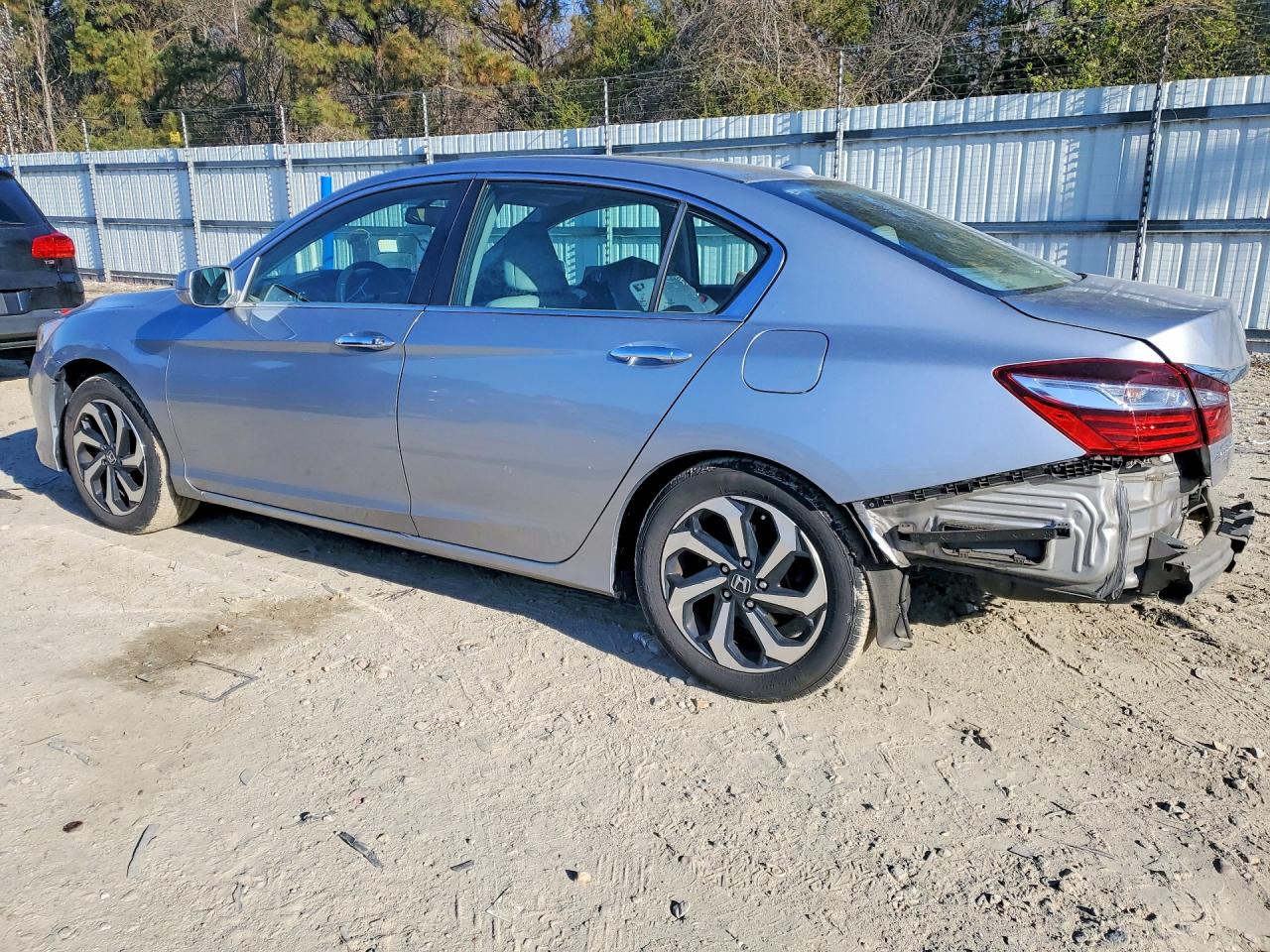 2017 HONDA ACCORD EXL photo 3