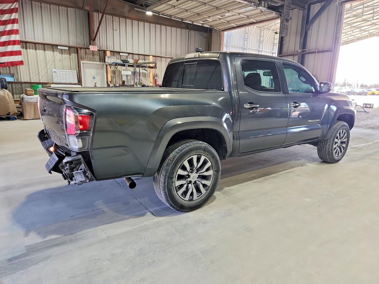 2022 TOYOTA TACOMA LIMITED photo 3