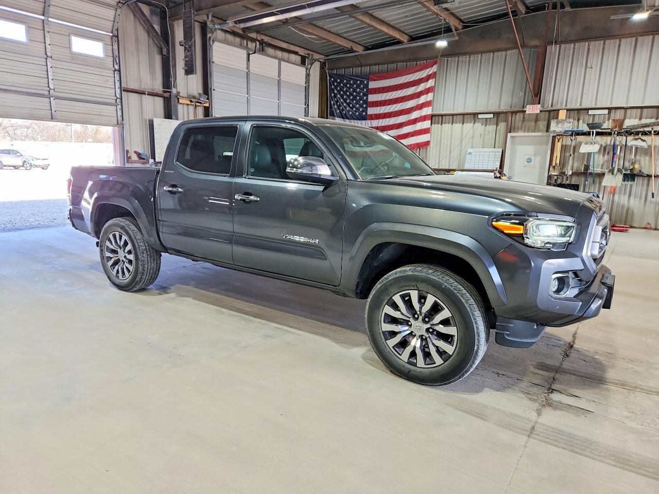 2022 TOYOTA TACOMA LIMITED photo 4