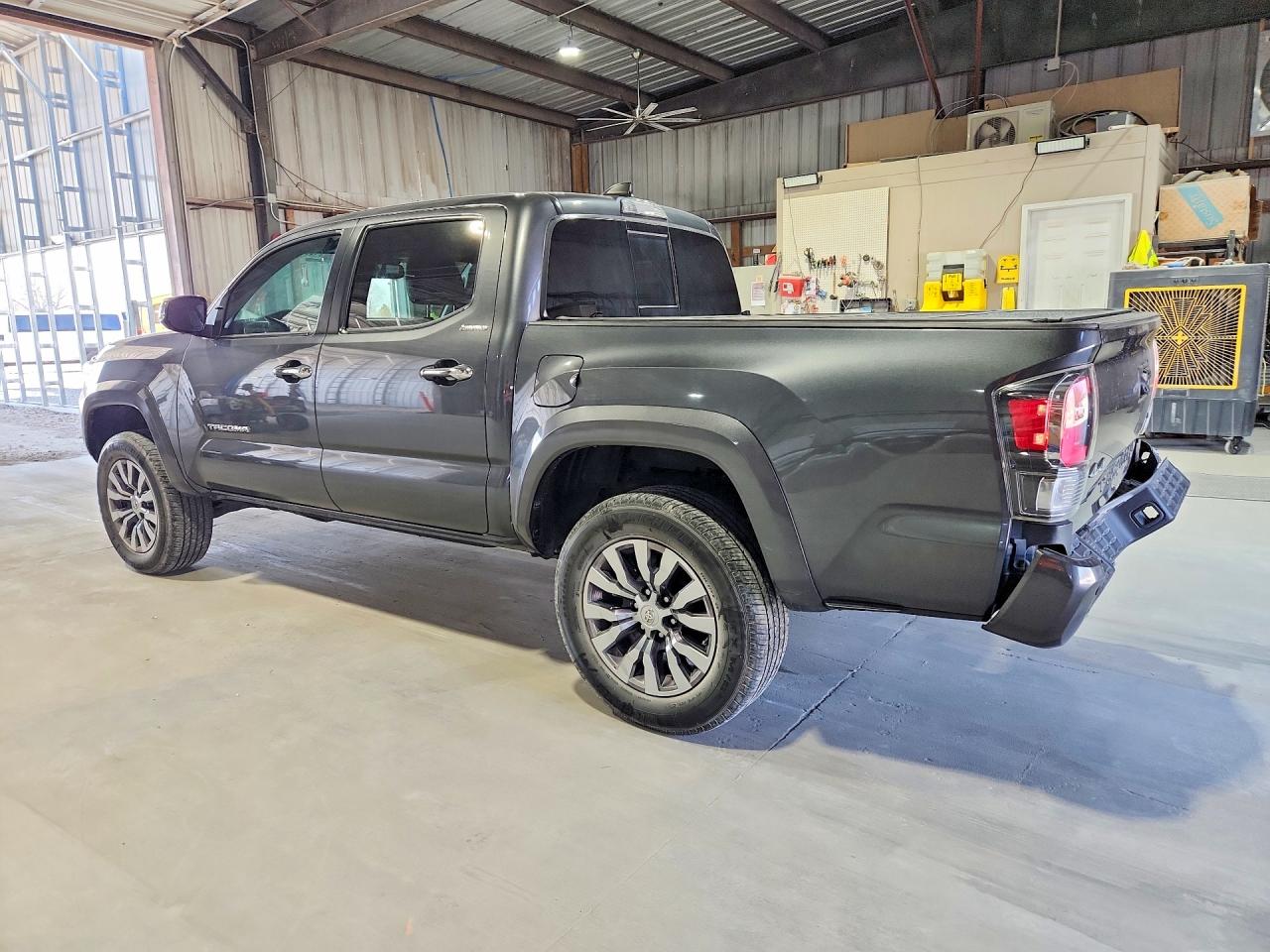 2022 TOYOTA TACOMA LIMITED photo 2
