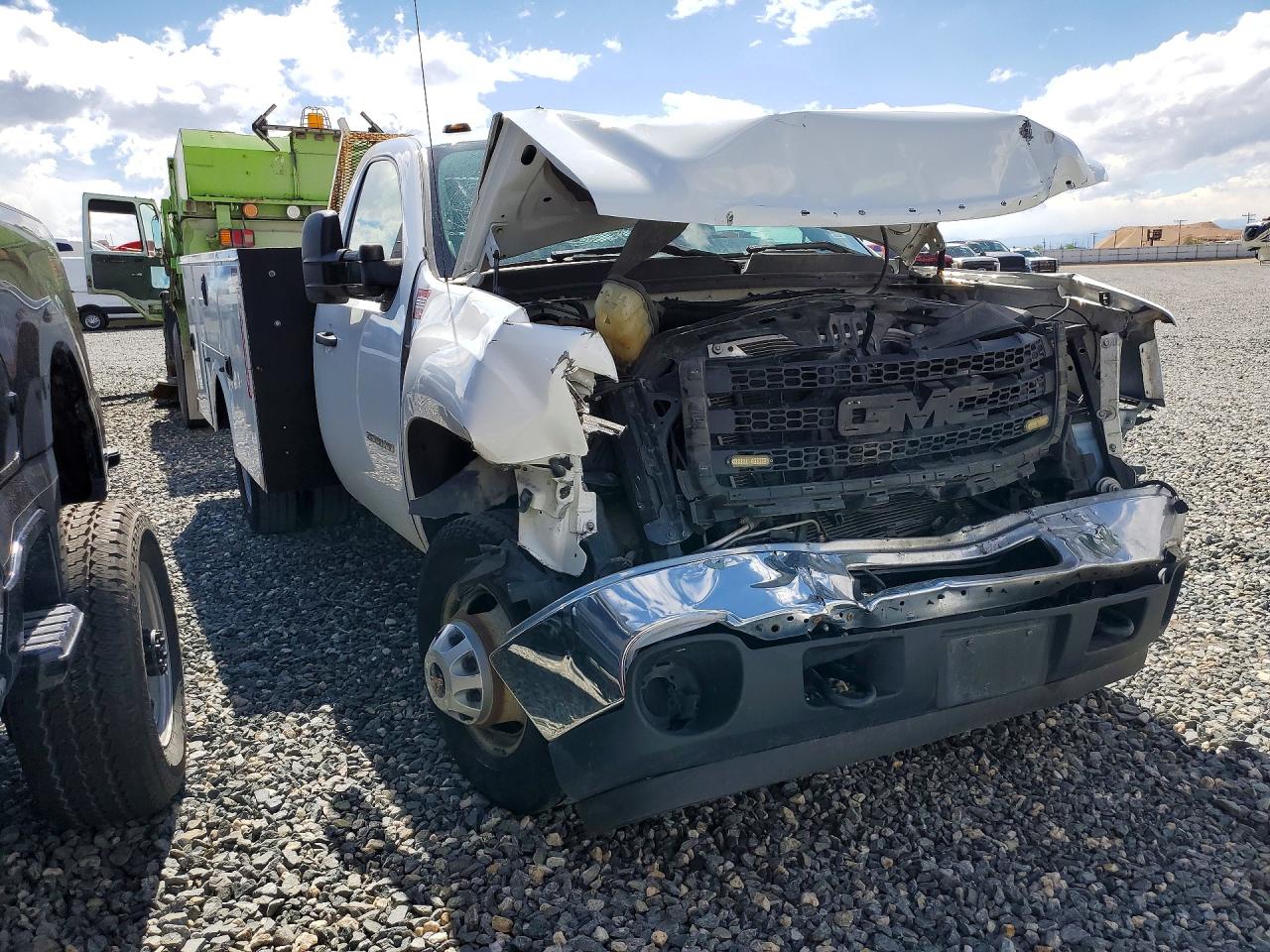 2014 GMC SIERRA K3500 photo 10