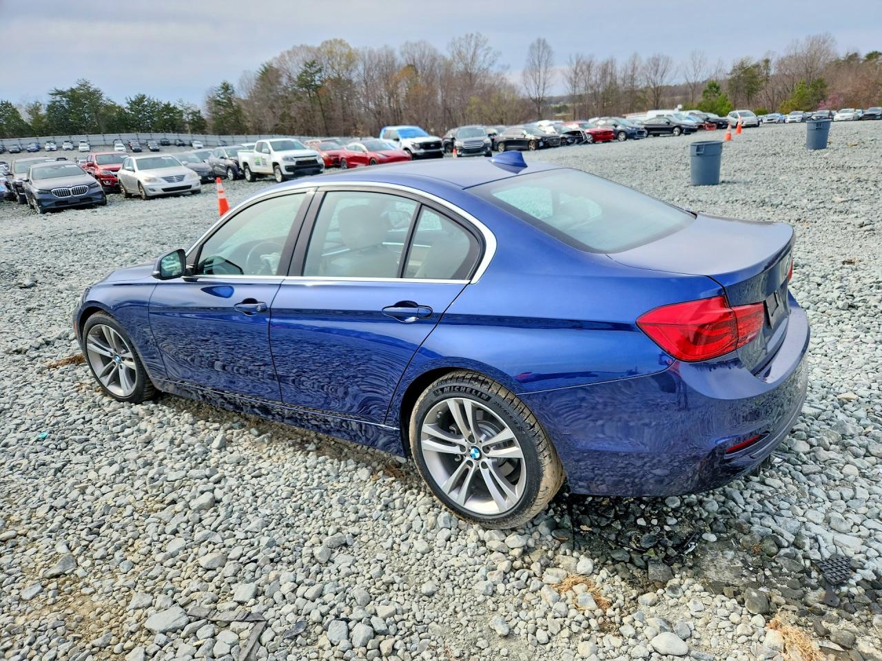 2017 BMW 330 I photo 2