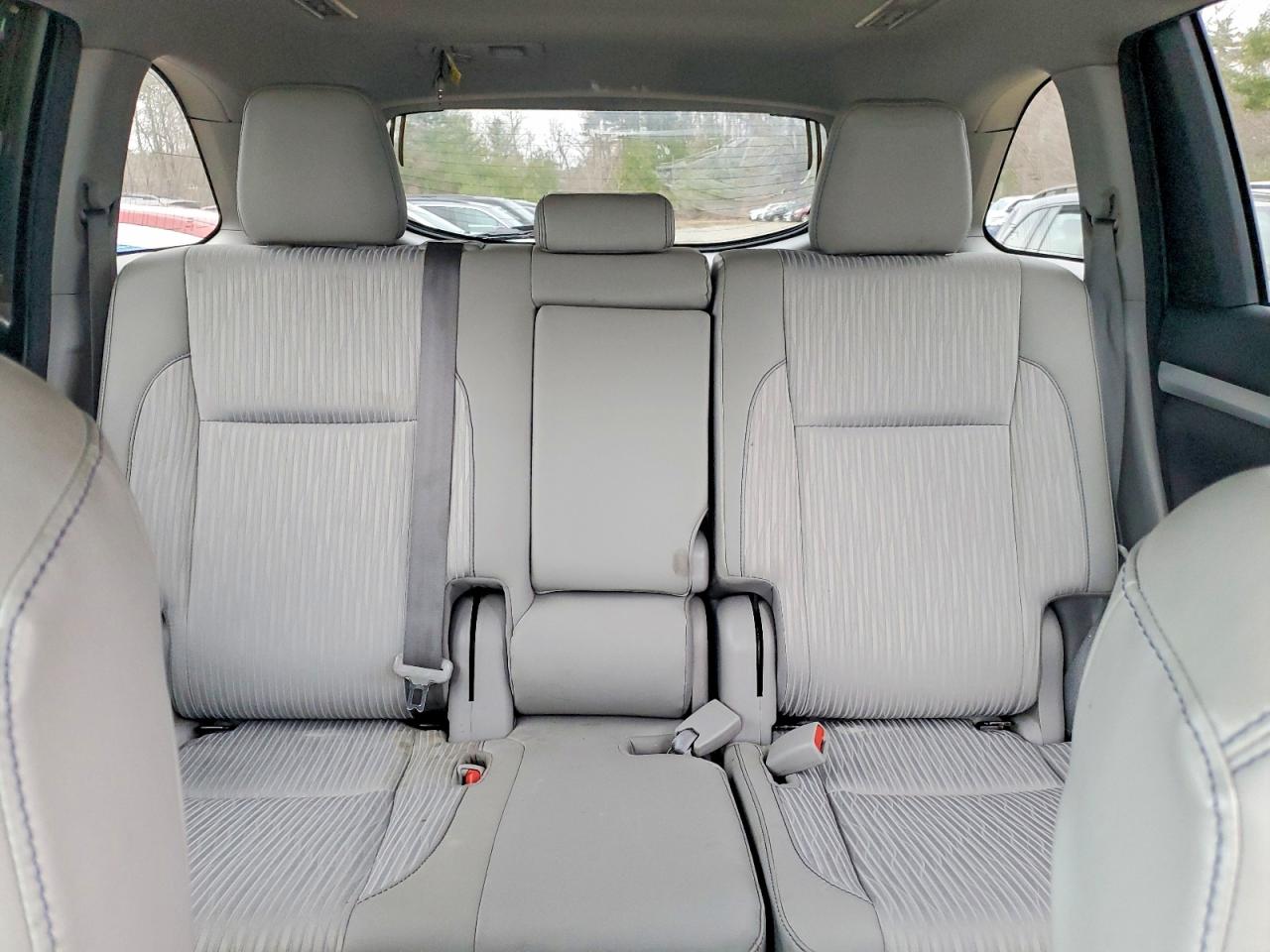 2018 TOYOTA HIGHLANDER LE PLUS photo 10