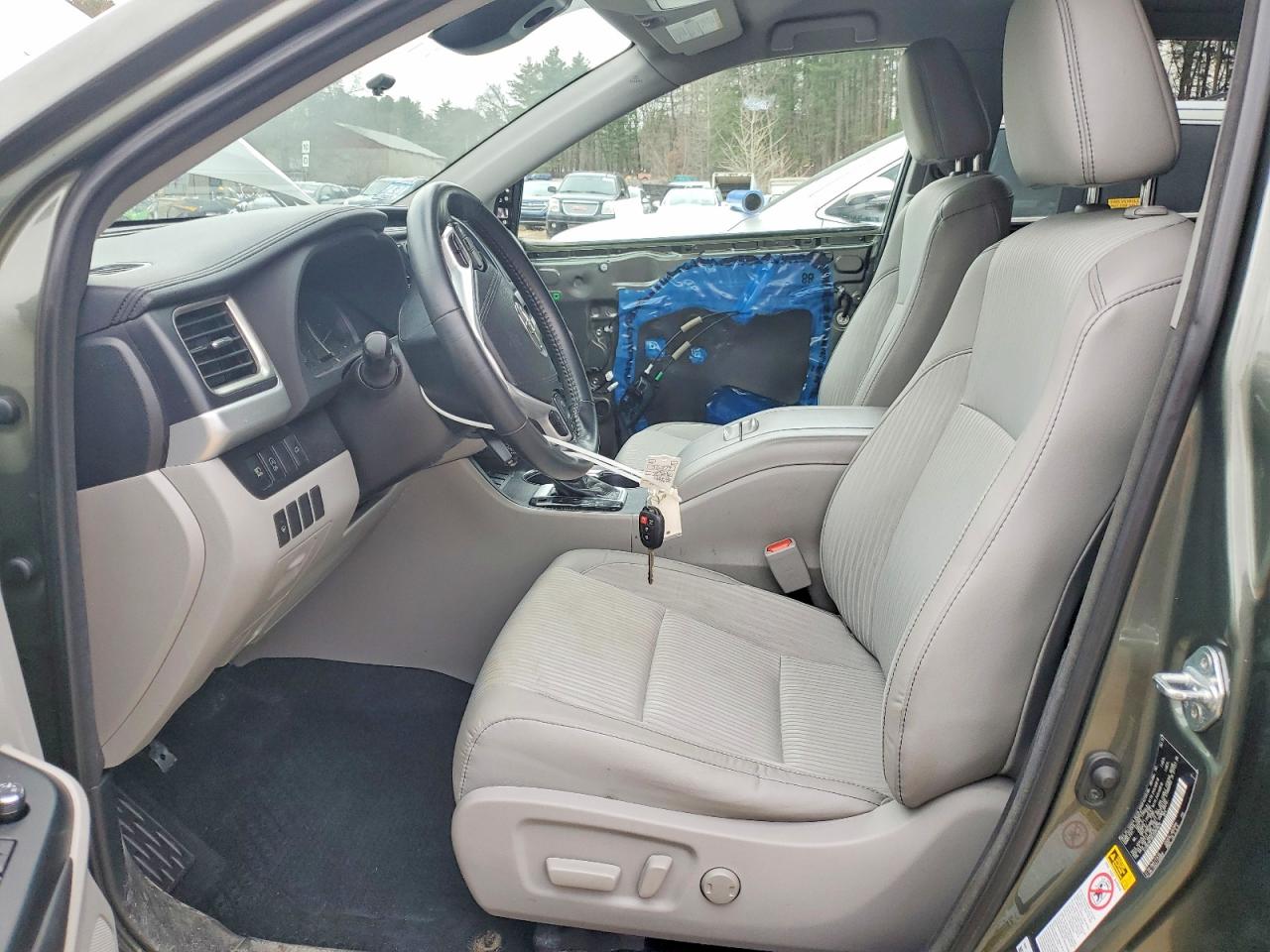 2018 TOYOTA HIGHLANDER LE PLUS photo 7