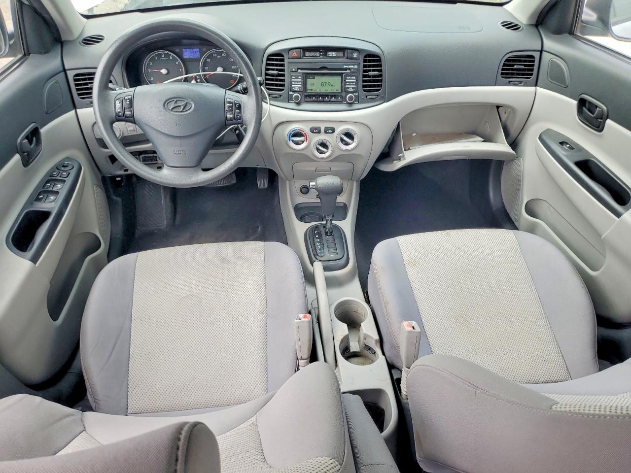 2010 HYUNDAI ACCENT GLS photo 22