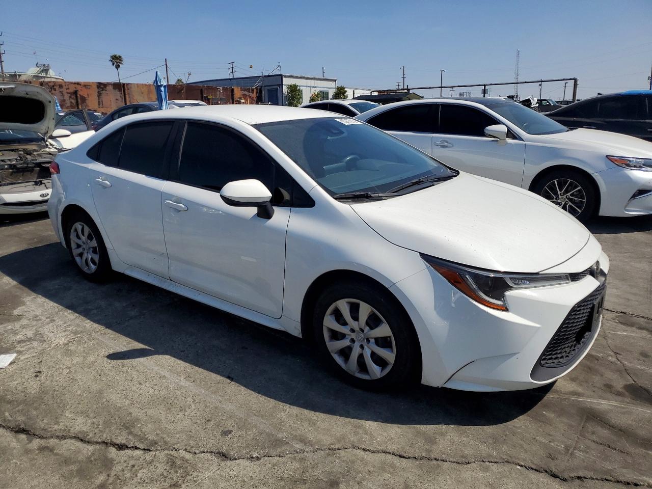 2022 TOYOTA COROLLA LE photo 4