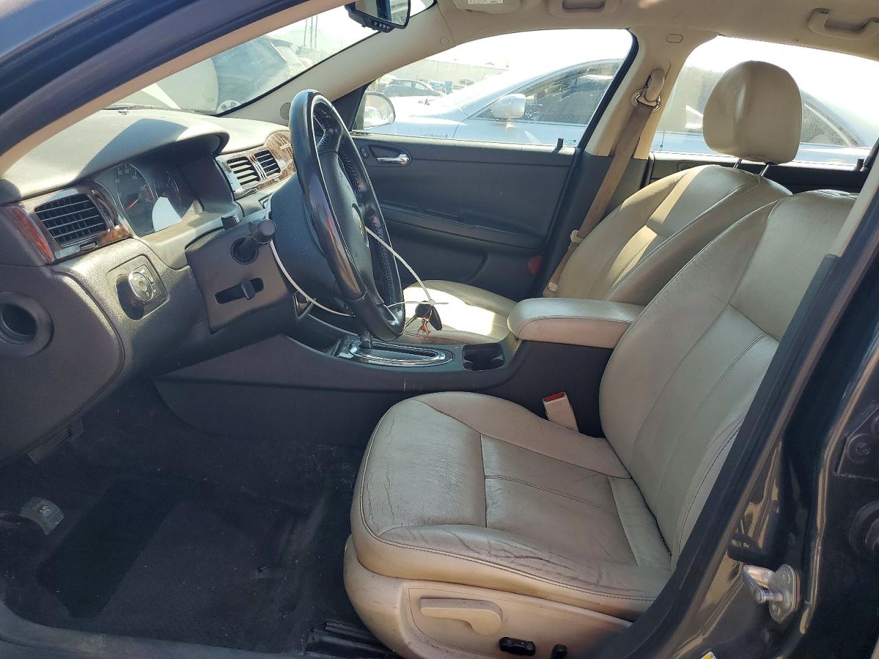 2013 CHEVROLET IMPALA LT photo 13