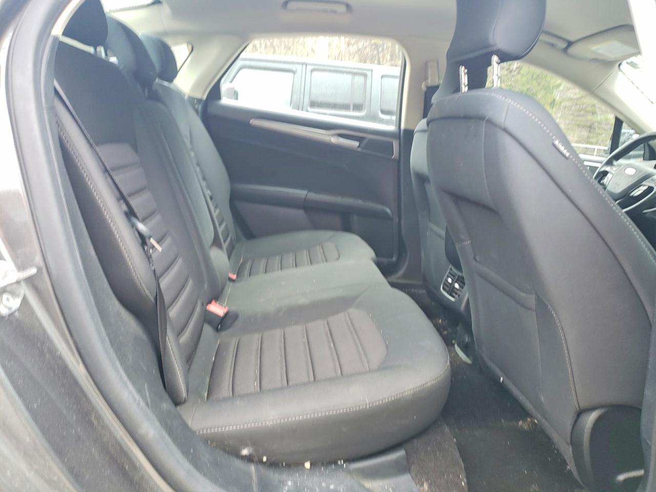 2019 FORD FUSION SE photo 10