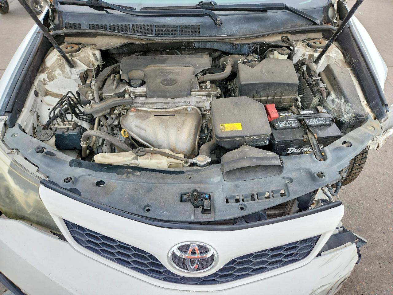 2013 TOYOTA CAMRY SE photo 21