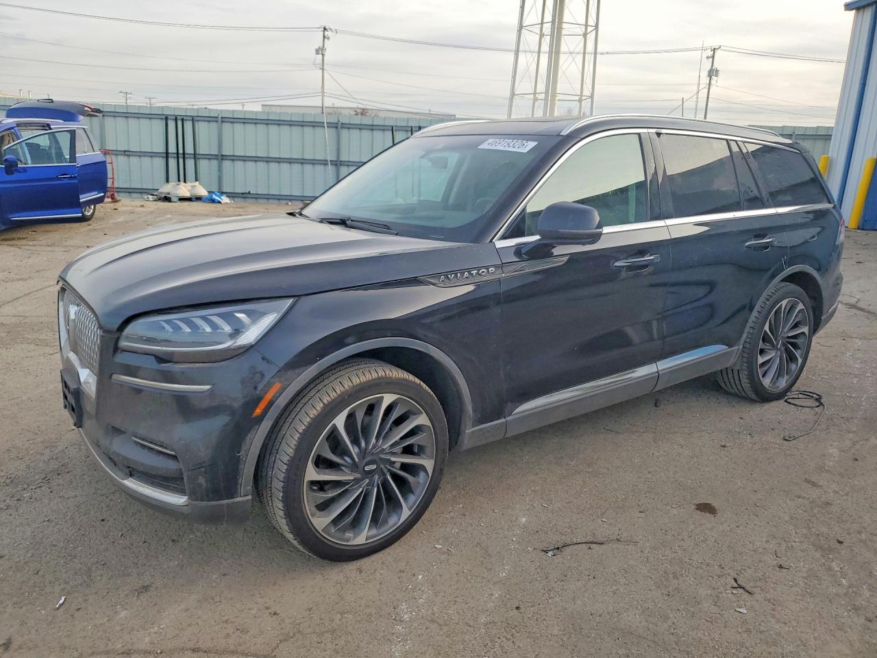 2023 LINCOLN AVIATOR RESERVE photo 2