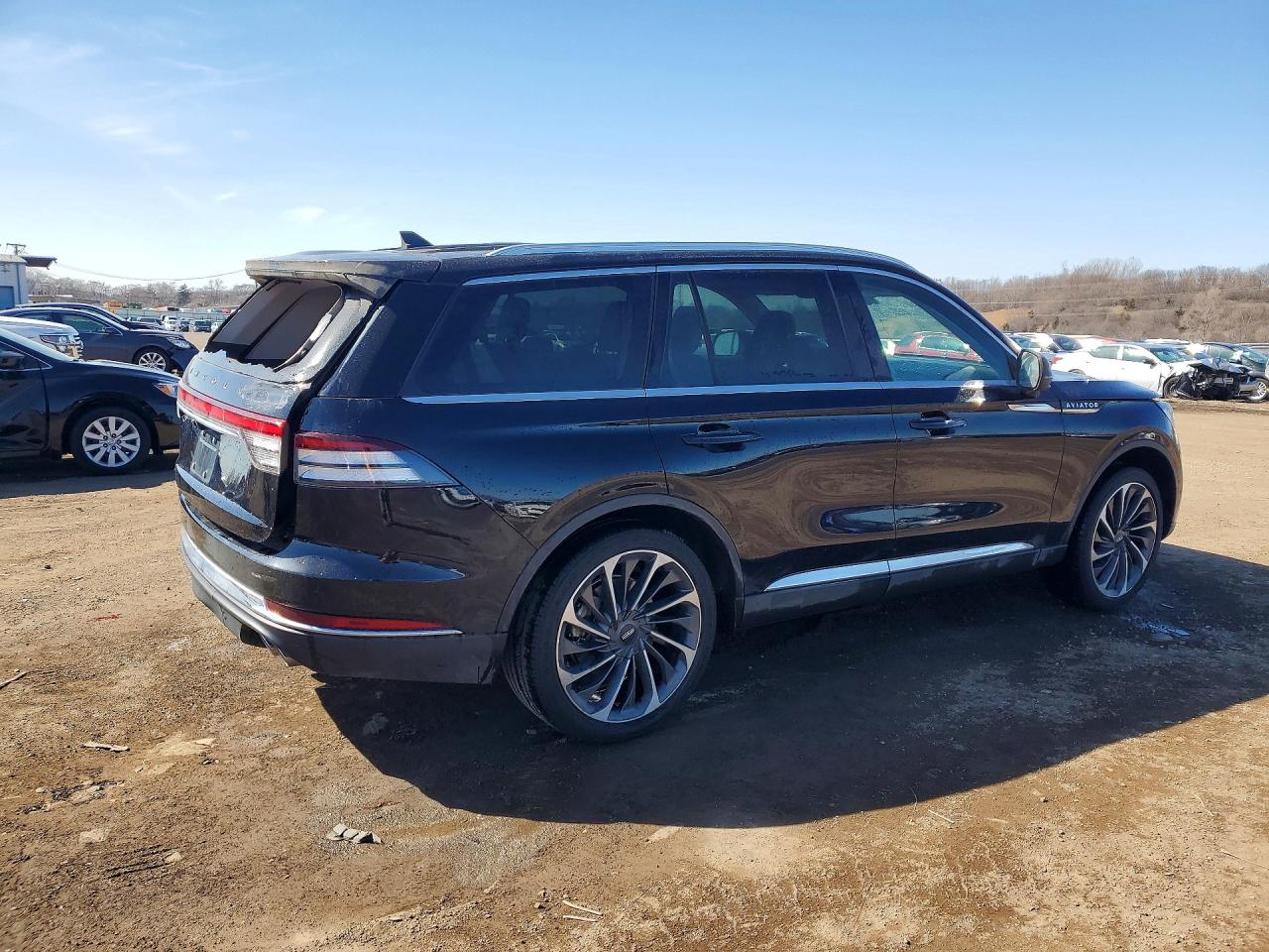 2023 LINCOLN AVIATOR RESERVE photo 5