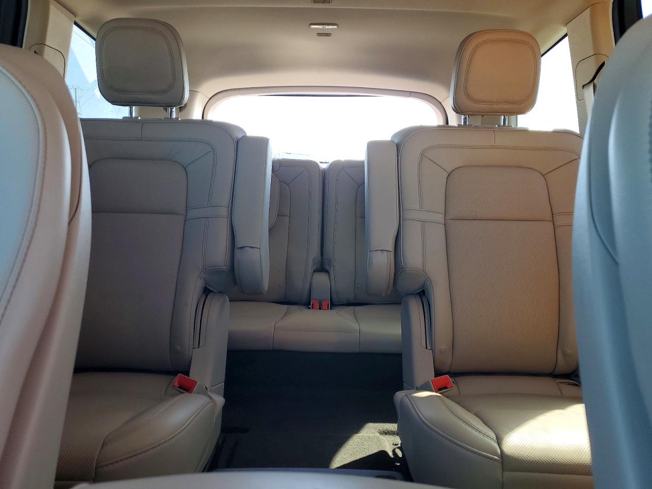 2023 LINCOLN AVIATOR RESERVE photo 19