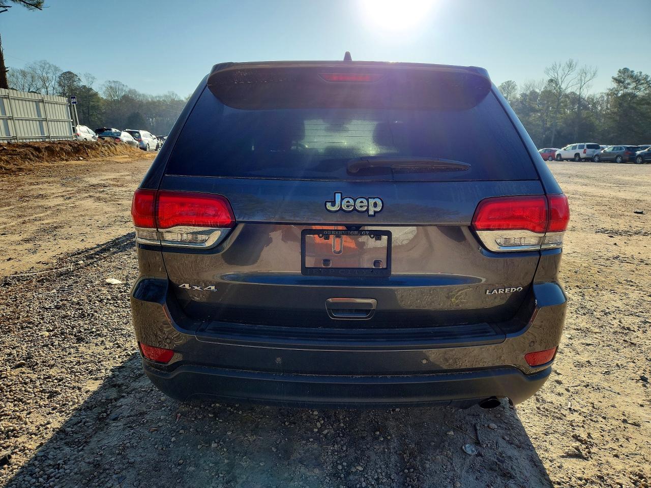 2019 JEEP GRAND CHEROKEE LAREDO photo 11