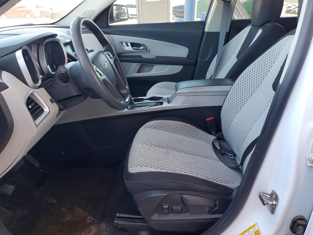 2014 CHEVROLET EQUINOX LS photo 13