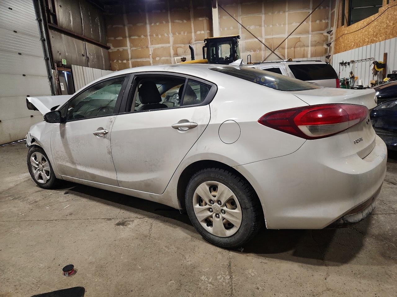 2017 KIA FORTE LX photo 4