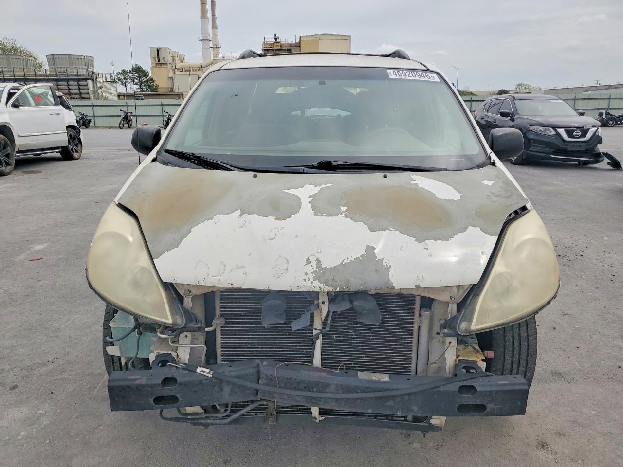 2006 TOYOTA SIENNA LE 7 PASSENGER photo 13