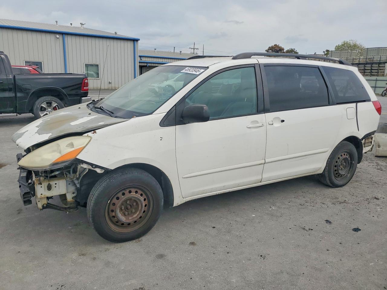2006 TOYOTA SIENNA