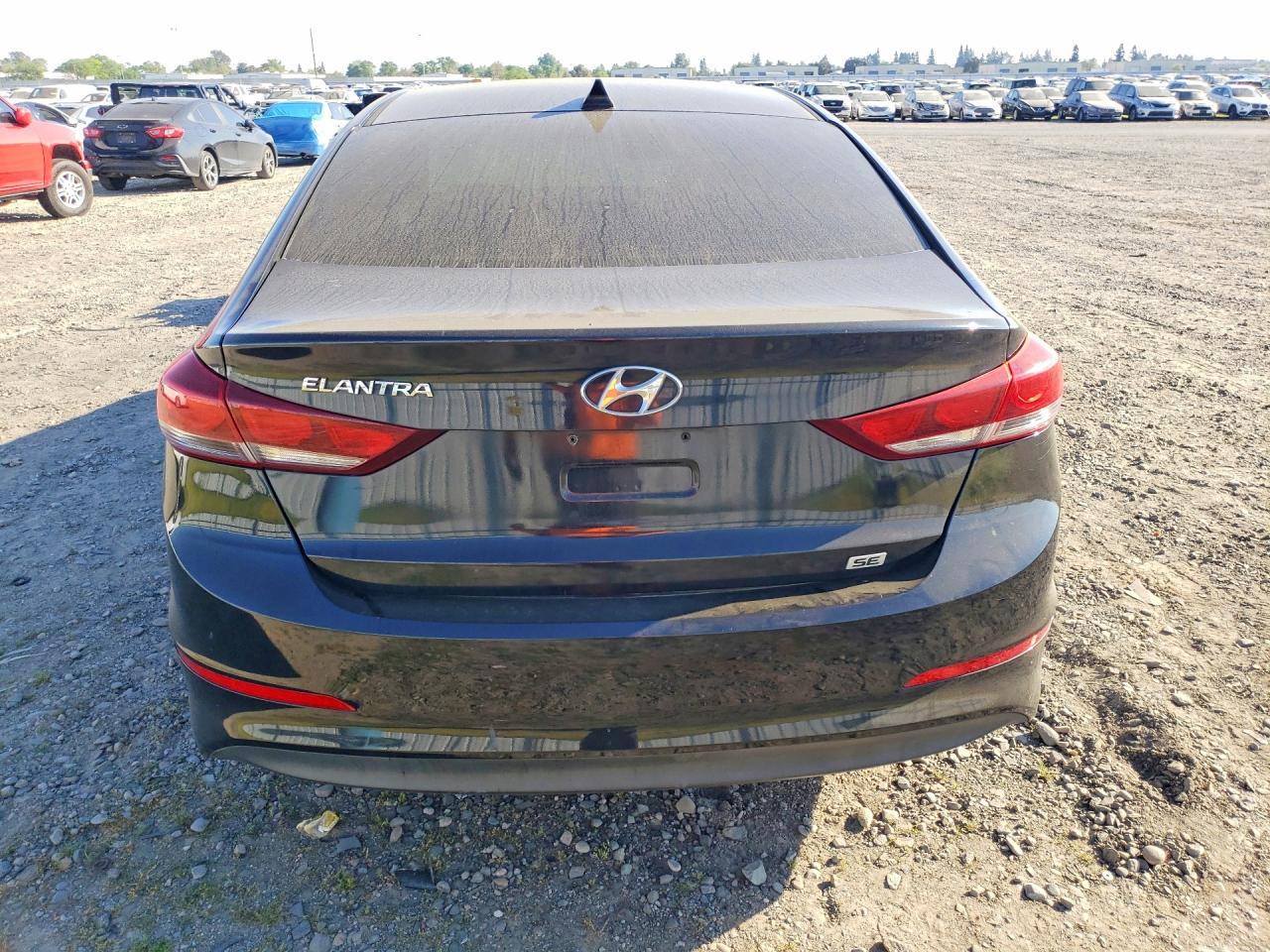 2017 HYUNDAI ELANTRA SE photo 16