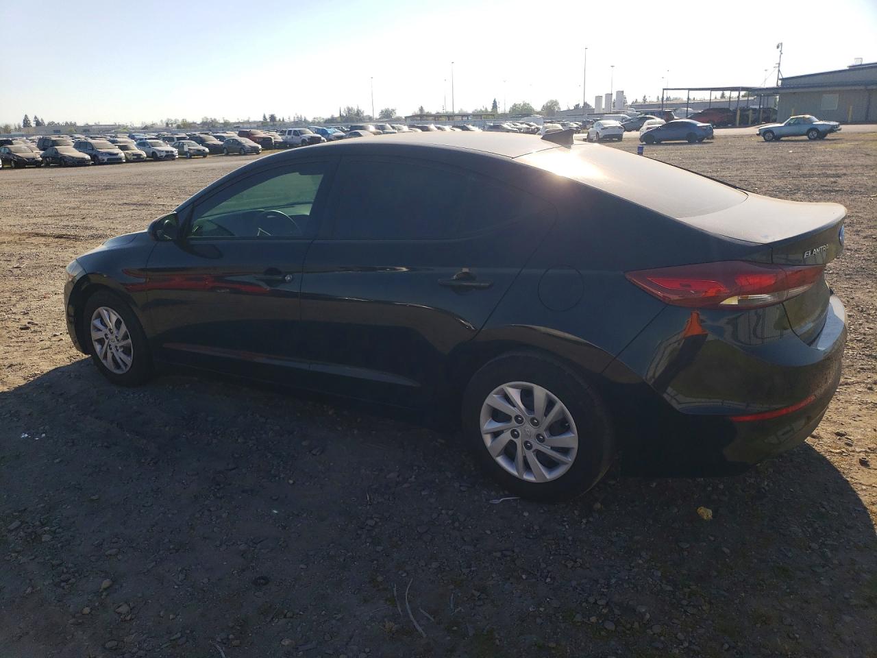 2017 HYUNDAI ELANTRA SE photo 4
