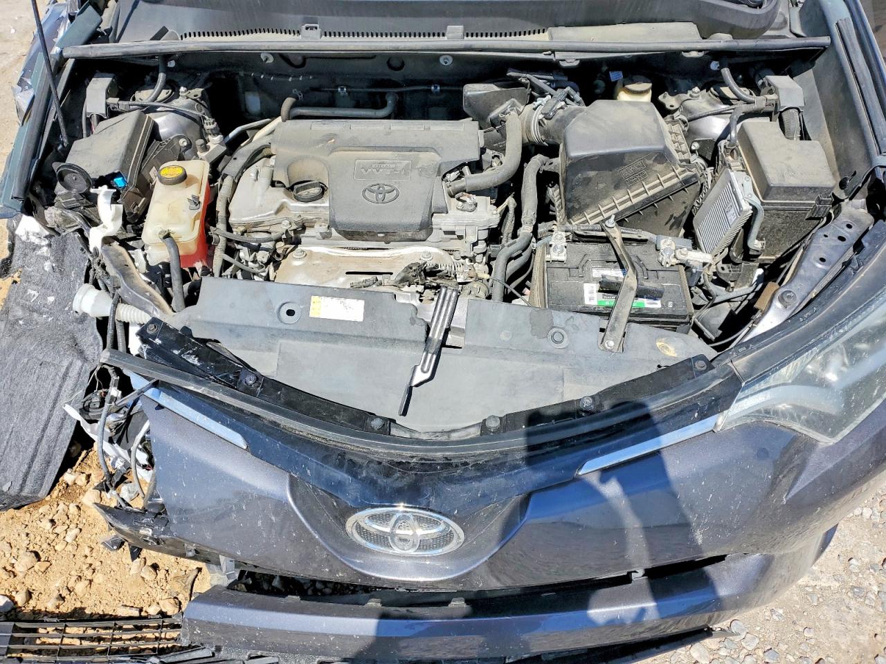 2016 TOYOTA RAV4 XLE photo 21