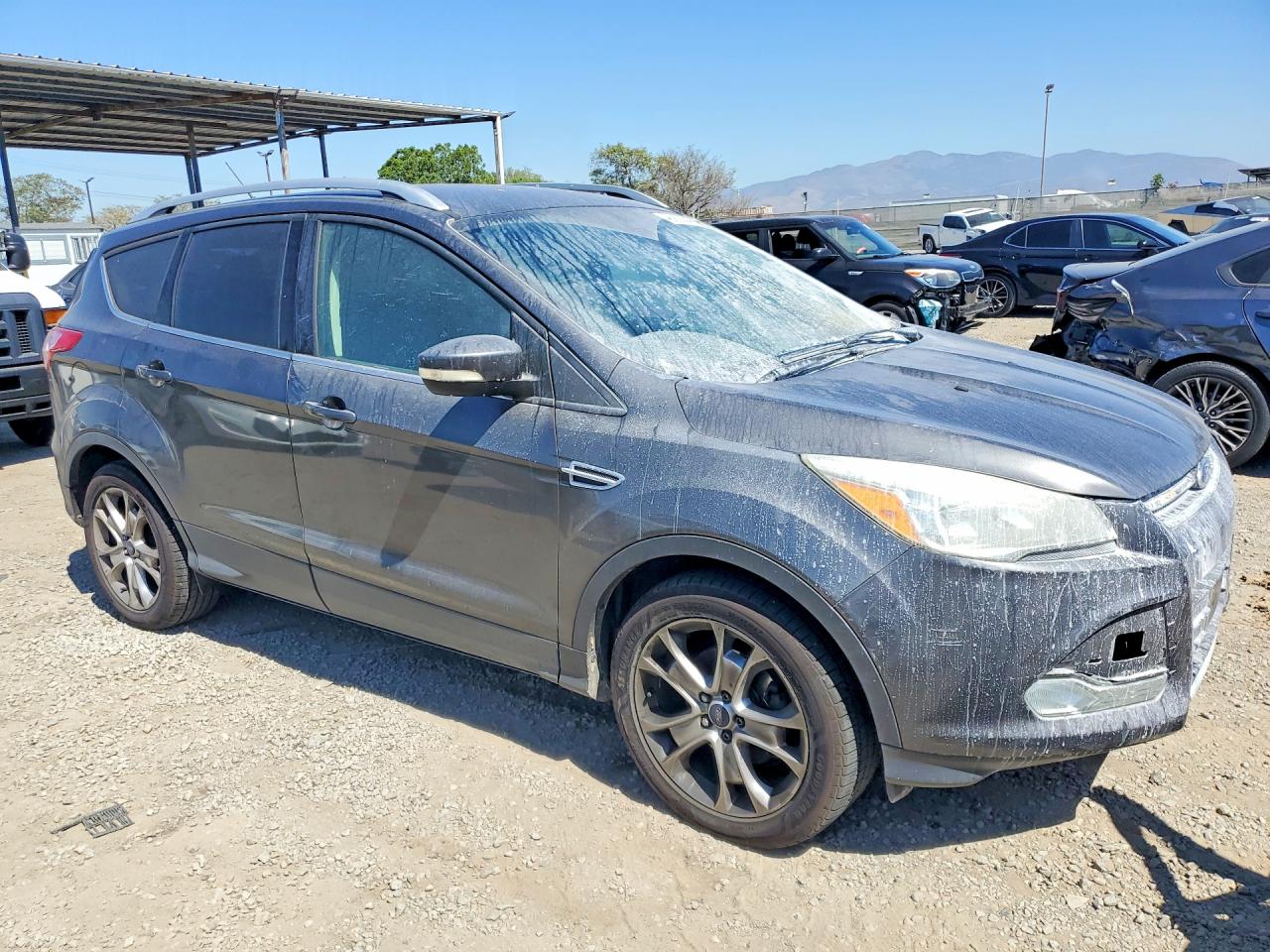 2016 FORD ESCAPE TITANIUM photo 4