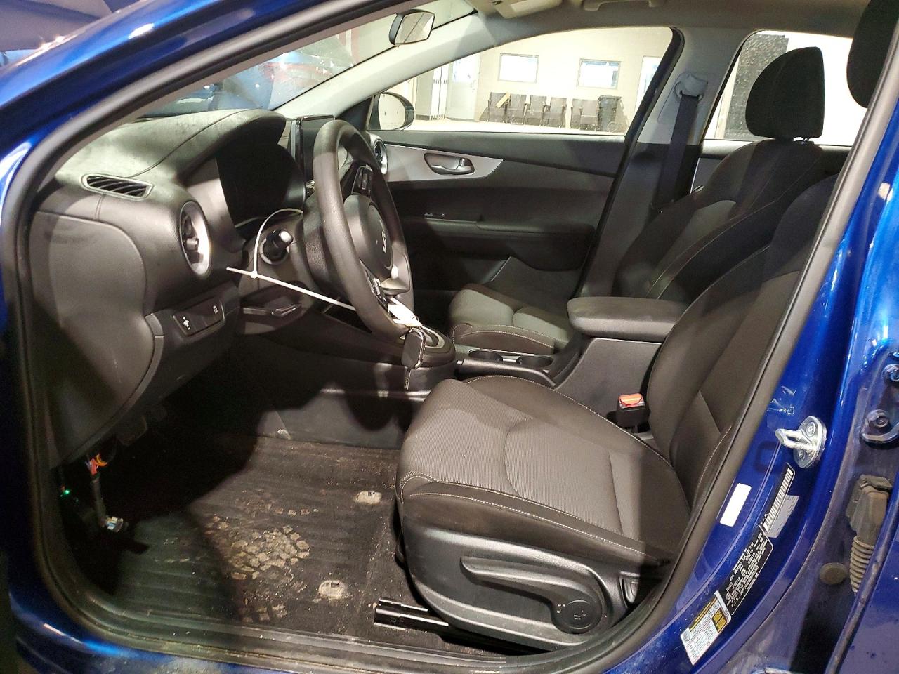 2024 KIA FORTE LXS photo 13