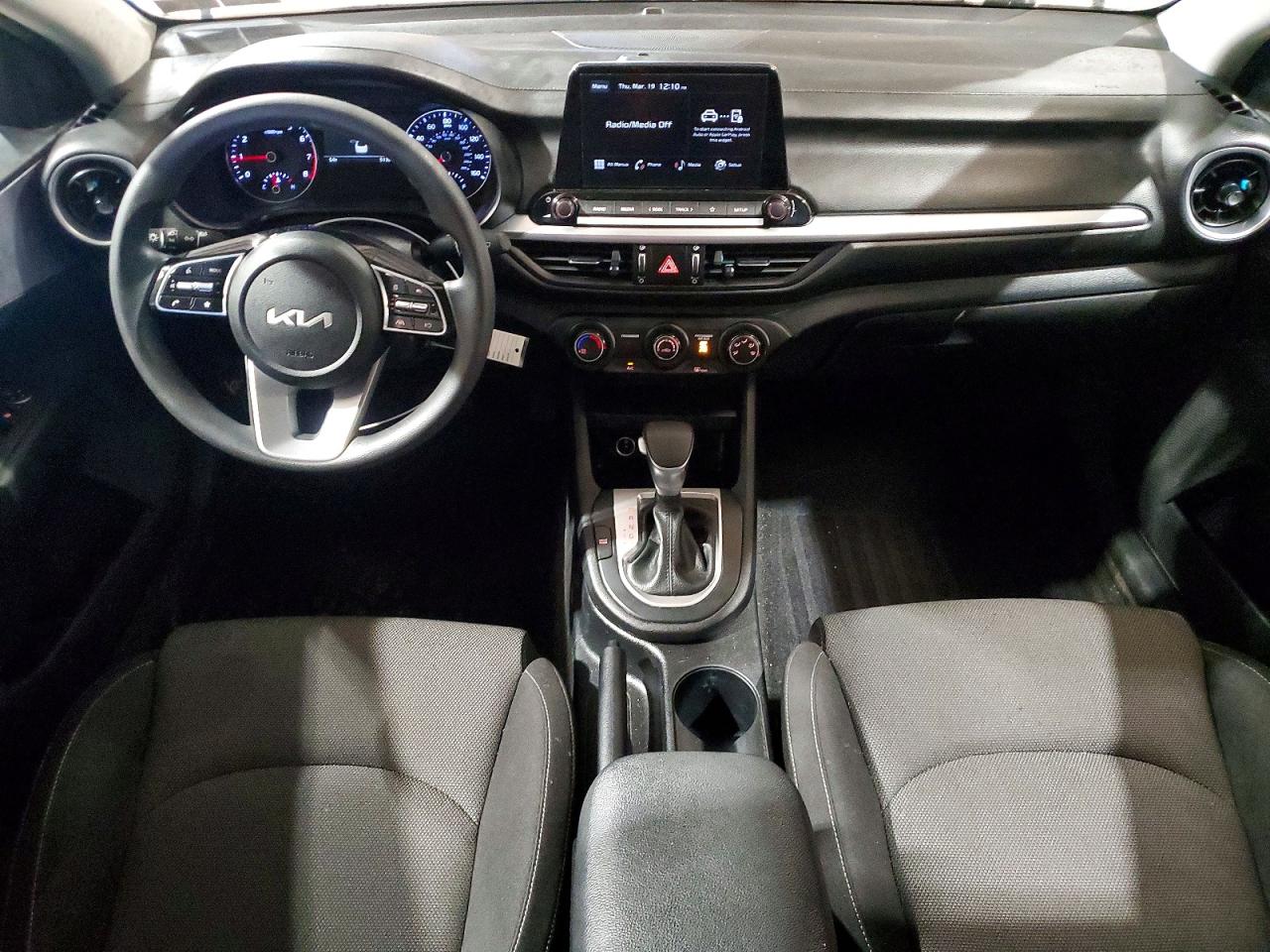 2024 KIA FORTE LXS photo 15