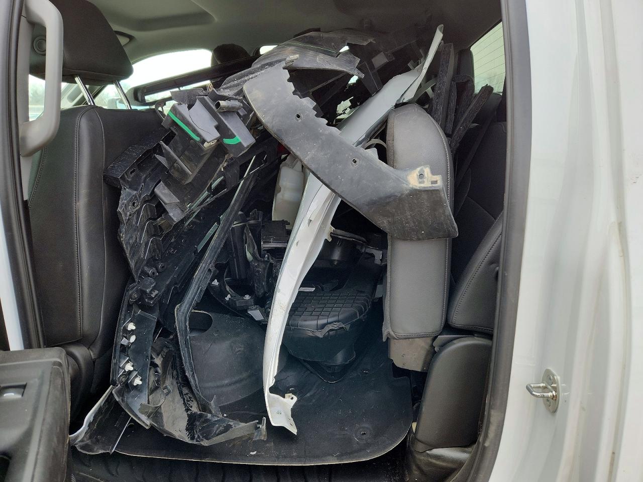 2024 CHEVROLET SILVERADO K3500 photo 12