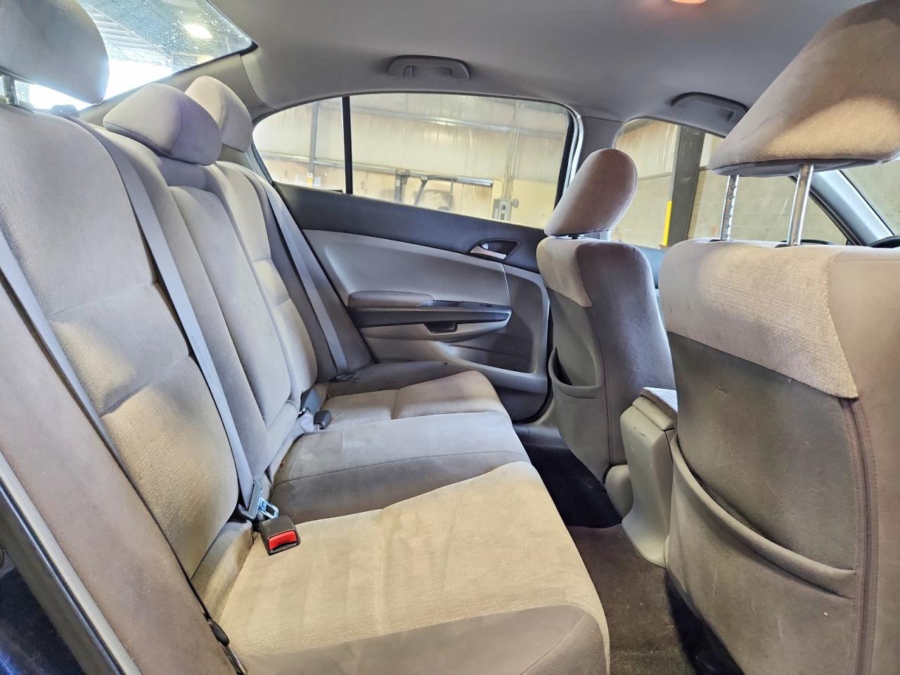 2008 HONDA ACCORD LX photo 10