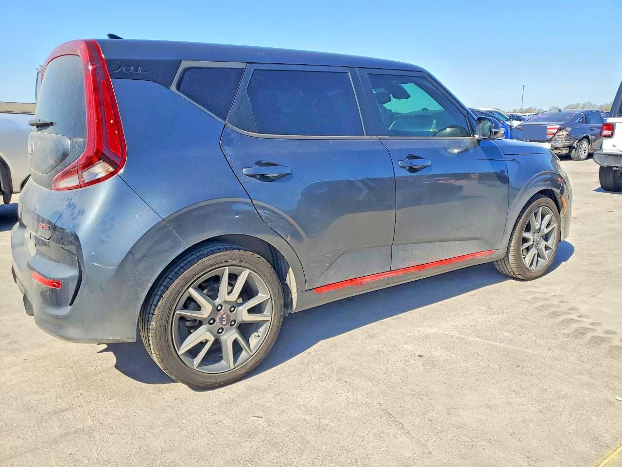 2020 KIA SOUL GT-LINE photo 3