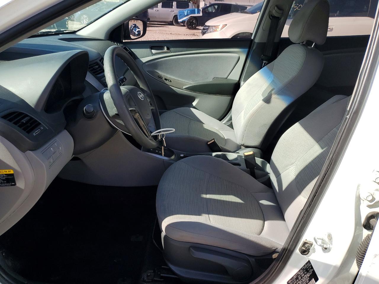2016 HYUNDAI ACCENT SE photo 19