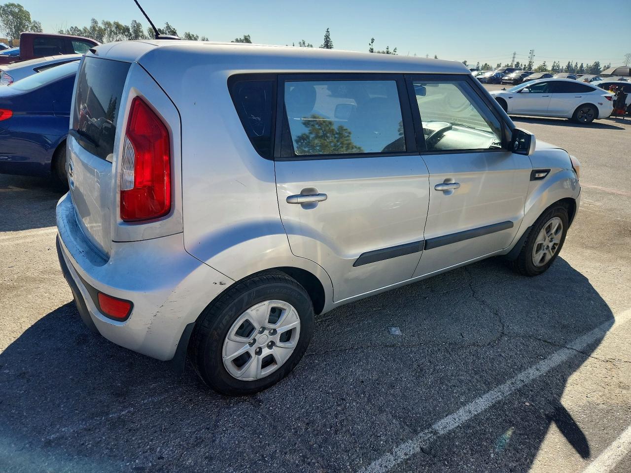 2013 KIA SOUL BASE photo 3