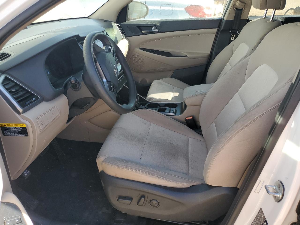 2017 HYUNDAI TUCSON SE photo 13