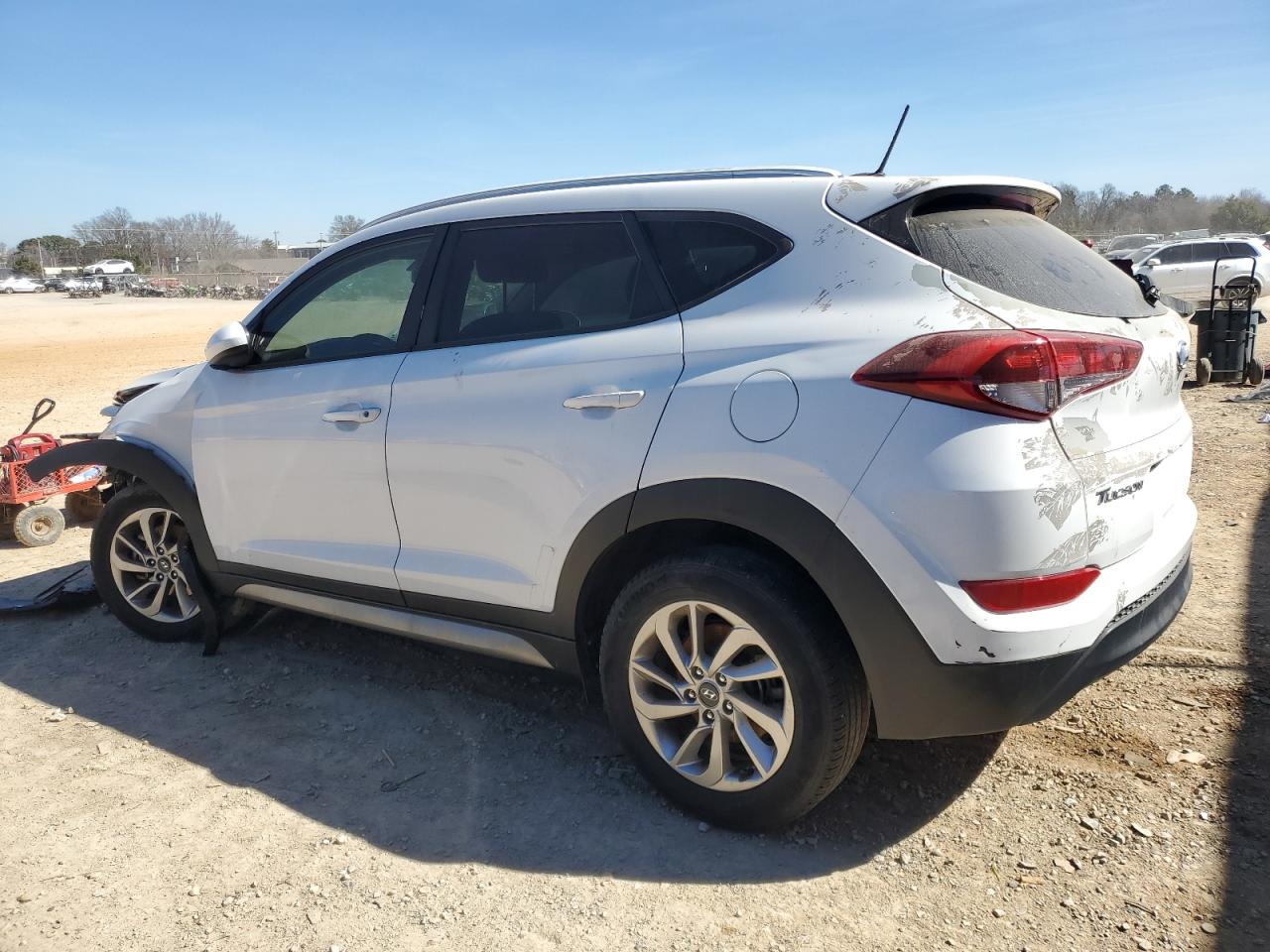 2017 HYUNDAI TUCSON SE photo 3