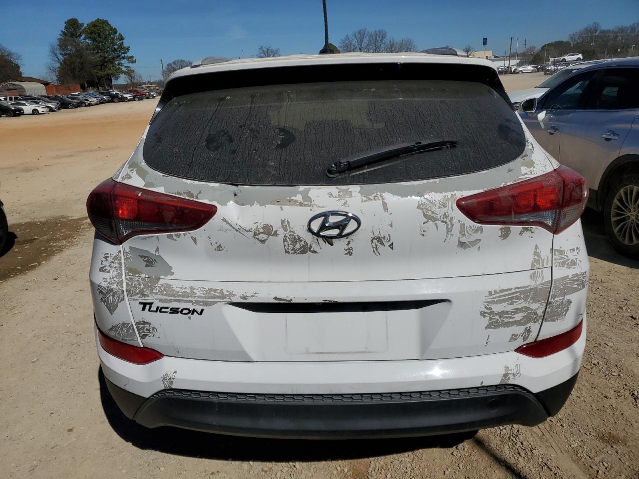 2017 HYUNDAI TUCSON SE photo 11