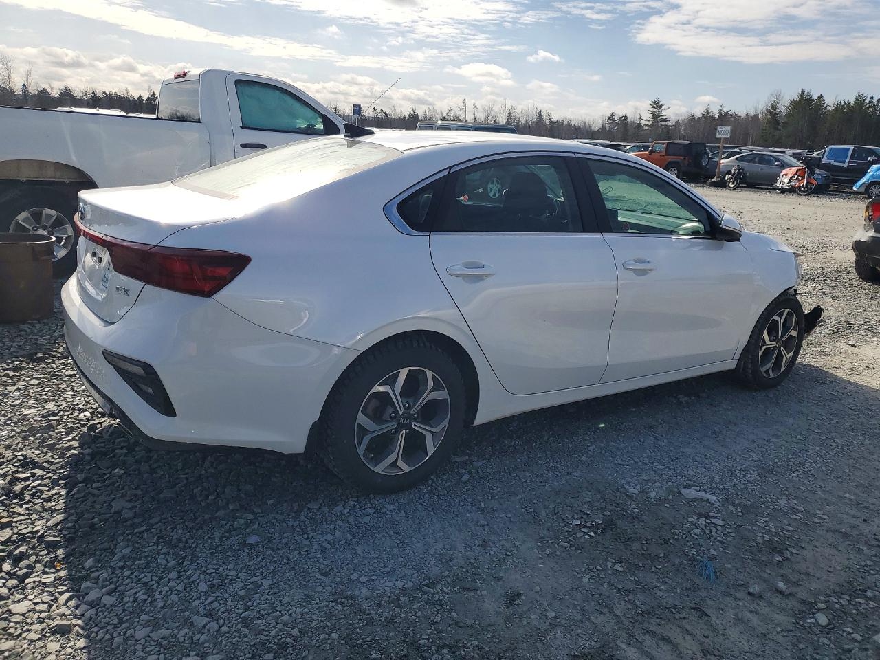 2020 KIA FORTE EX photo 3