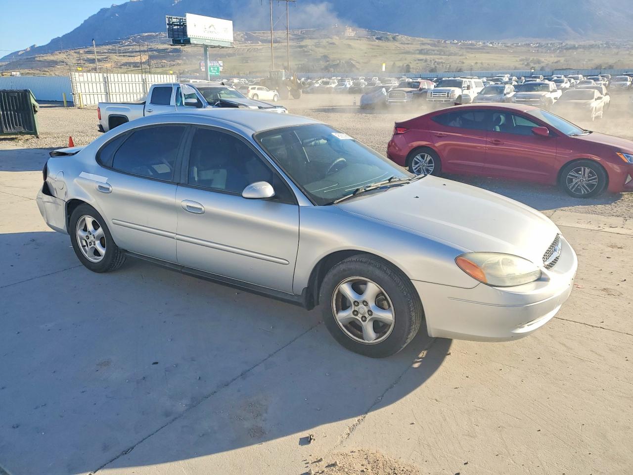 2003 FORD TAURUS photo 10