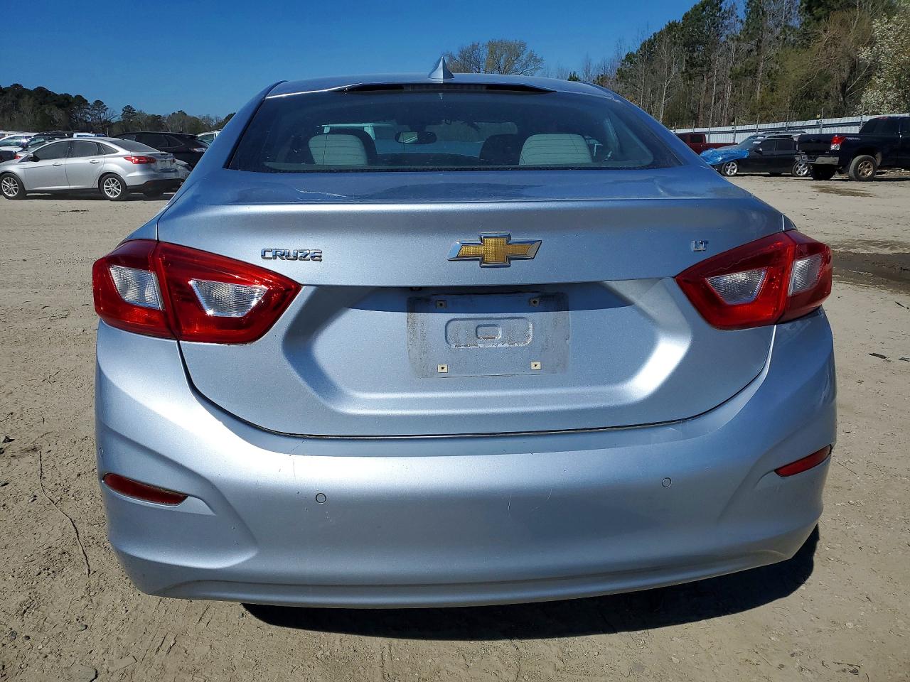 2017 CHEVROLET CRUZE LT photo 11
