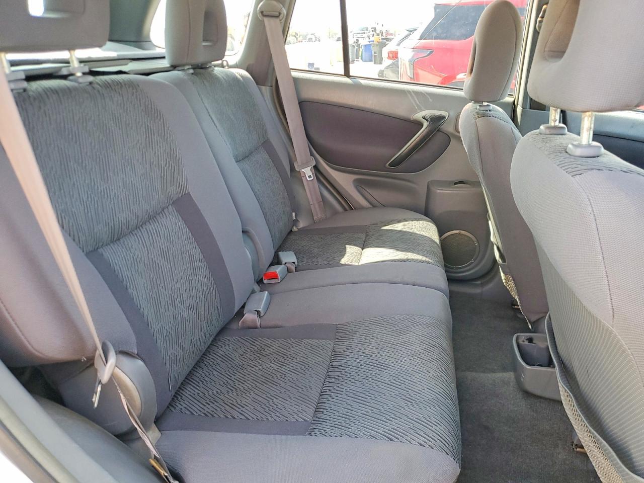 2002 TOYOTA RAV4 BASE photo 19